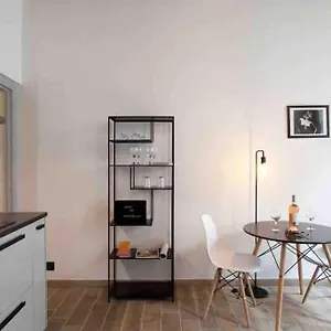 Apartment Lumineux En Centre-ville, Arles